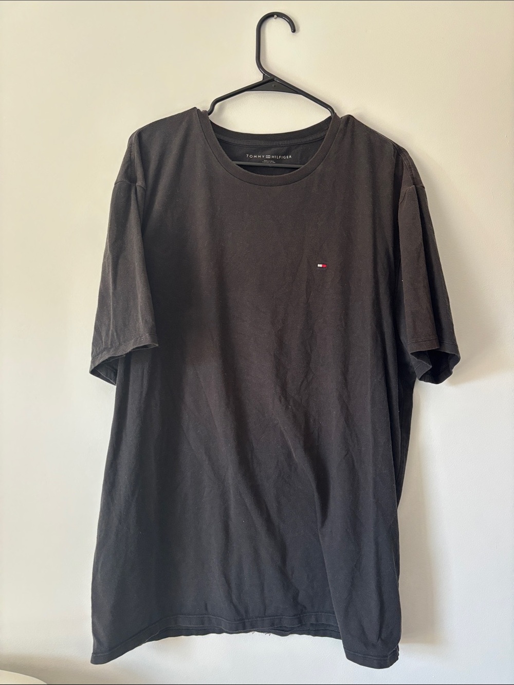 Tommy Hilfiger Men's Black Short Sleeve Crewneck Tee